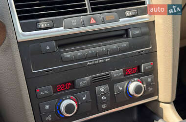 Внедорожник / Кроссовер Audi Q7 2007 в 