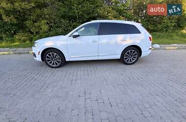 Внедорожник / Кроссовер Audi Q7 2016 в 