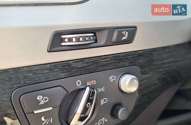 Внедорожник / Кроссовер Audi Q7 2016 в 