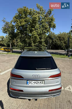 Внедорожник / Кроссовер Audi Q7 2023 в 