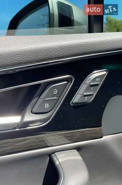Внедорожник / Кроссовер Audi Q7 2018 в 