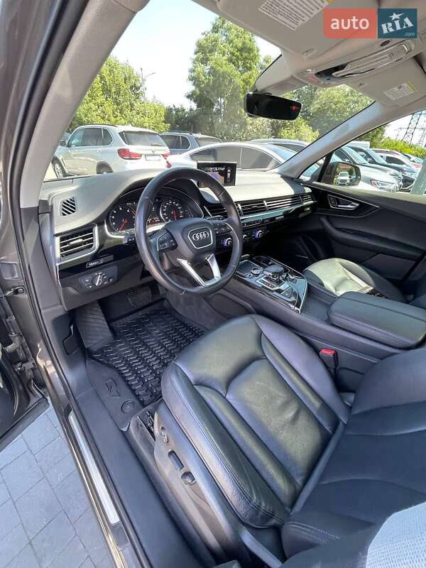 Внедорожник / Кроссовер Audi Q7 2018 в Львове