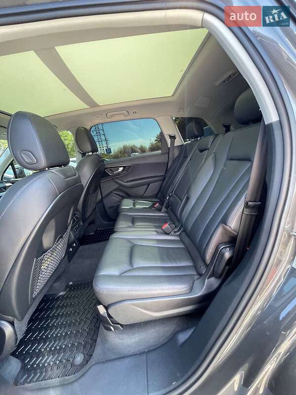 Внедорожник / Кроссовер Audi Q7 2018 в Львове