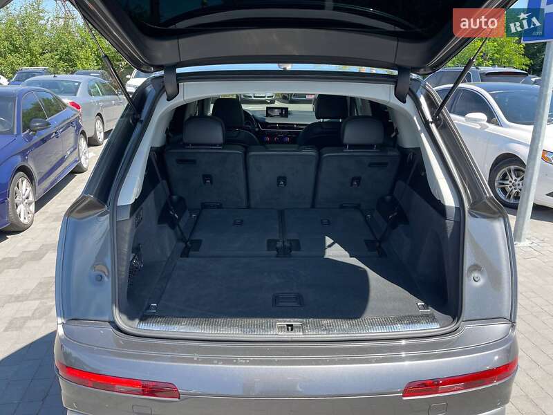 Внедорожник / Кроссовер Audi Q7 2018 в Львове