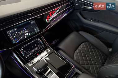 Позашляховик / Кросовер Audi Q7 2020 в 