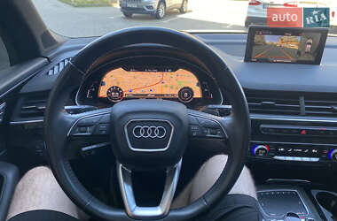 Внедорожник / Кроссовер Audi Q7 2018 в 
