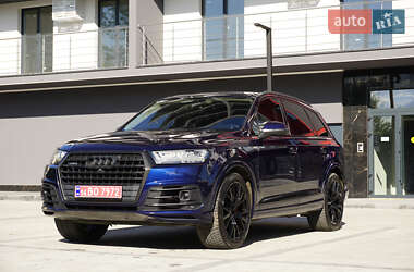 Внедорожник / Кроссовер Audi Q7 2019 в 