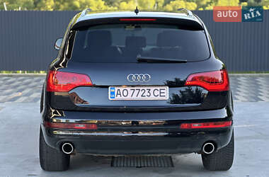Внедорожник / Кроссовер Audi Q7 2006 в 