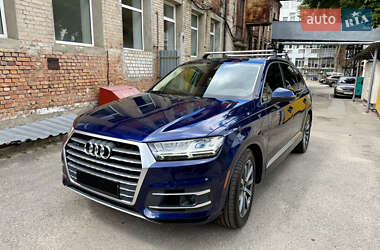 Внедорожник / Кроссовер Audi Q7 2019 в 