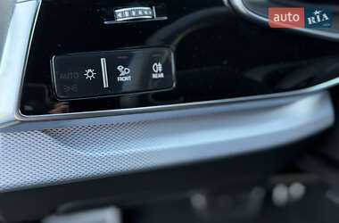 Внедорожник / Кроссовер Audi Q7 2021 в 