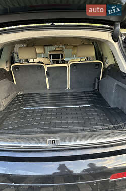 Позашляховик / Кросовер Audi Q7 2008 в 