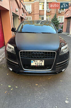 Внедорожник / Кроссовер Audi Q7 2011 в Одессе