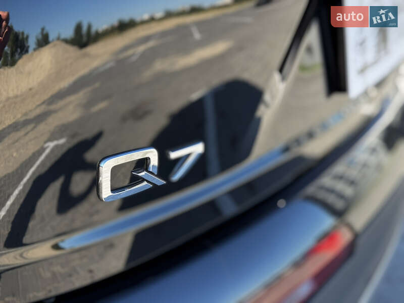 Внедорожник / Кроссовер Audi Q7 2017 в Черкассах фото 31 Внедорожник / Кроссовер Audi Q7 2017 в Черкассах