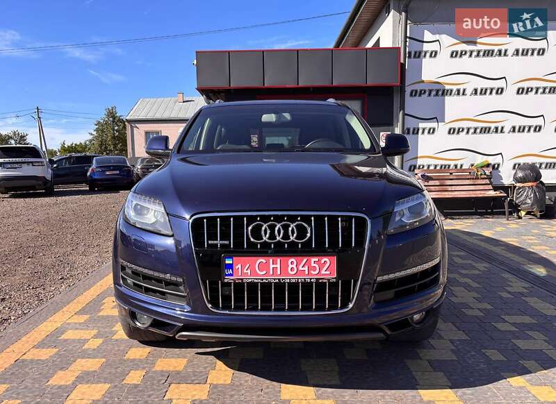 Позашляховик / Кросовер Audi Q7 2015 в 