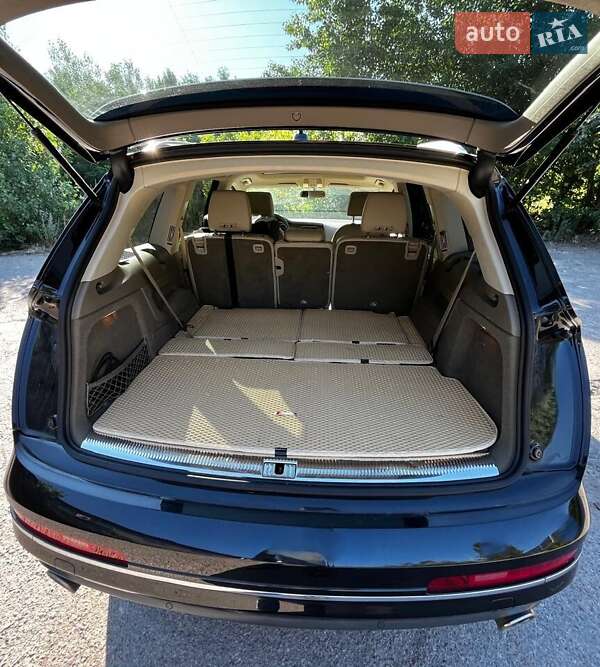Внедорожник / Кроссовер Audi Q7 2014 в Киеве