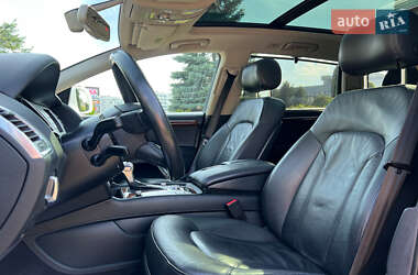 Внедорожник / Кроссовер Audi Q7 2012 в 