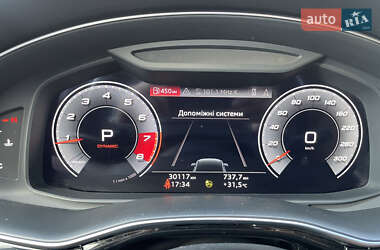 Внедорожник / Кроссовер Audi Q7 2021 в 