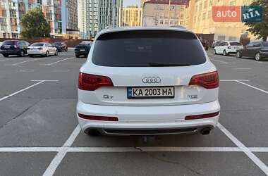 Внедорожник / Кроссовер Audi Q7 2014 в 