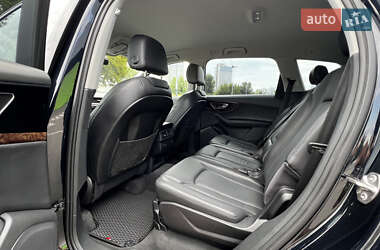Внедорожник / Кроссовер Audi Q7 2015 в 