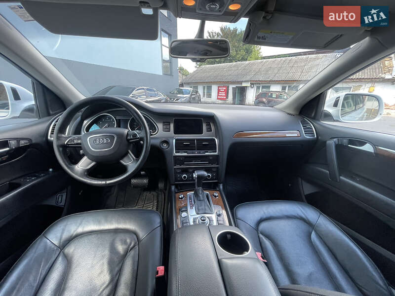 Внедорожник / Кроссовер Audi Q7 2015 в Хмельницком