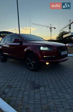 Внедорожник / Кроссовер Audi Q7 2006 в 