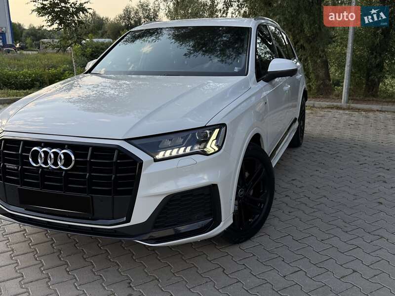 Позашляховик / Кросовер Audi Q7 2020 в Хмельницькому