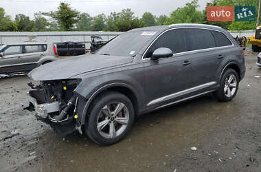 Позашляховик / Кросовер Audi Q7 2021 в Києві