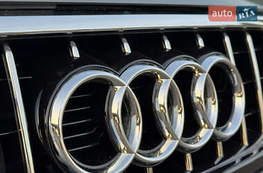 Внедорожник / Кроссовер Audi Q7 2013 в 