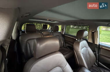 Внедорожник / Кроссовер Audi Q7 2013 в 