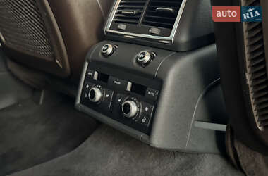 Внедорожник / Кроссовер Audi Q7 2013 в 