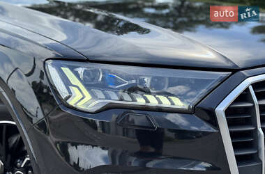 Внедорожник / Кроссовер Audi Q7 2020 в 