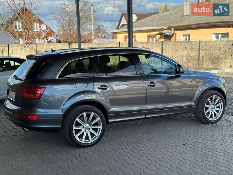 Внедорожник / Кроссовер Audi Q7 2007 в Луцке