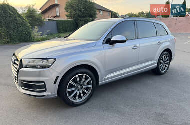 Позашляховик / Кросовер Audi Q7 2016 в 