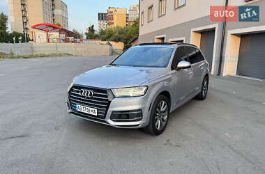 Позашляховик / Кросовер Audi Q7 2016 в 