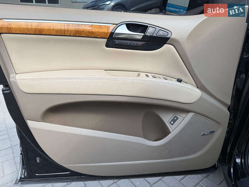 Внедорожник / Кроссовер Audi Q7 2007 в Одессе