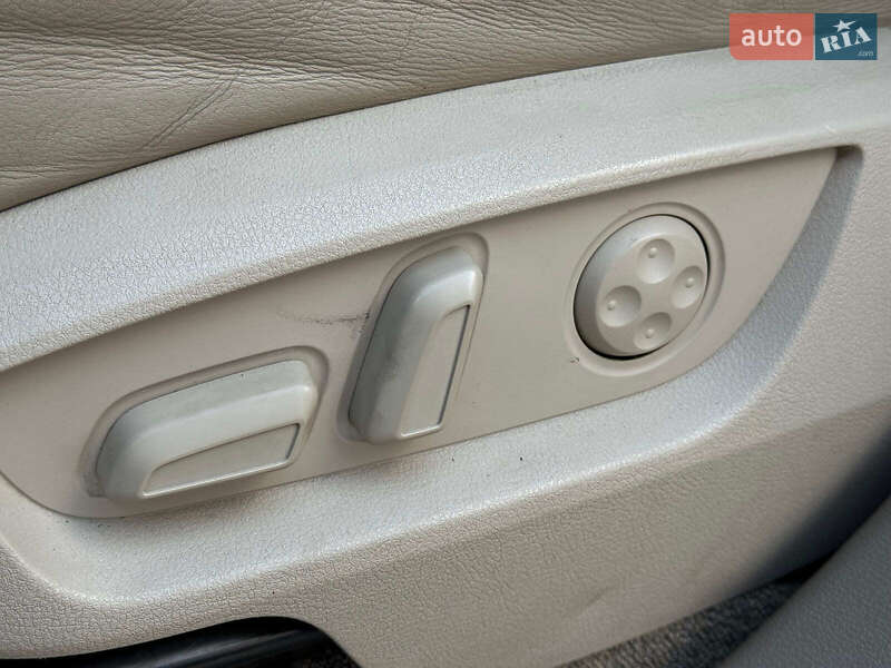 Внедорожник / Кроссовер Audi Q7 2007 в Одессе