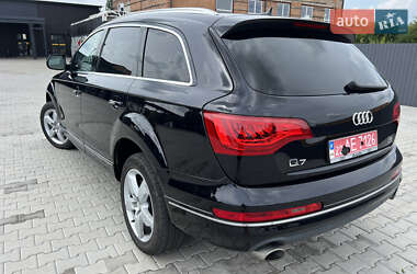 Внедорожник / Кроссовер Audi Q7 2013 в 