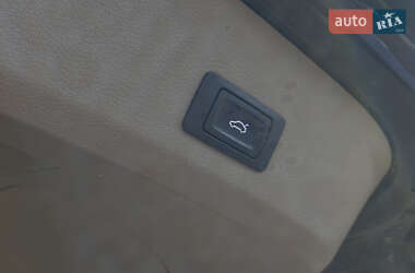 Внедорожник / Кроссовер Audi Q7 2014 в 