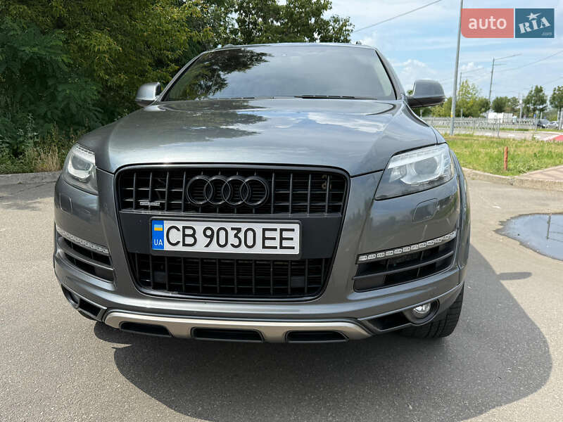 Внедорожник / Кроссовер Audi Q7 2014 в Киеве
