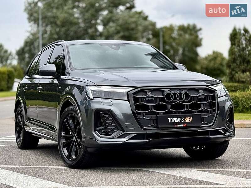Внедорожник / Кроссовер Audi Q7 2025 в 