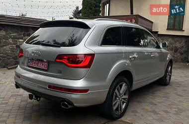 Внедорожник / Кроссовер Audi Q7 2013 в 