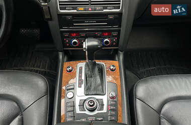 Внедорожник / Кроссовер Audi Q7 2013 в 