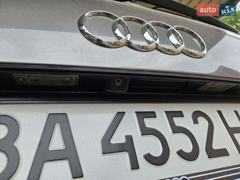 Внедорожник / Кроссовер Audi Q7 2010 в Одессе