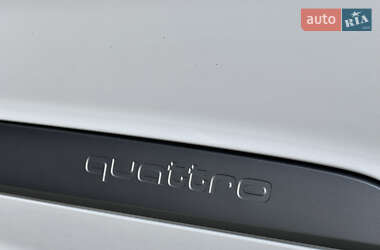Внедорожник / Кроссовер Audi Q7 2017 в 