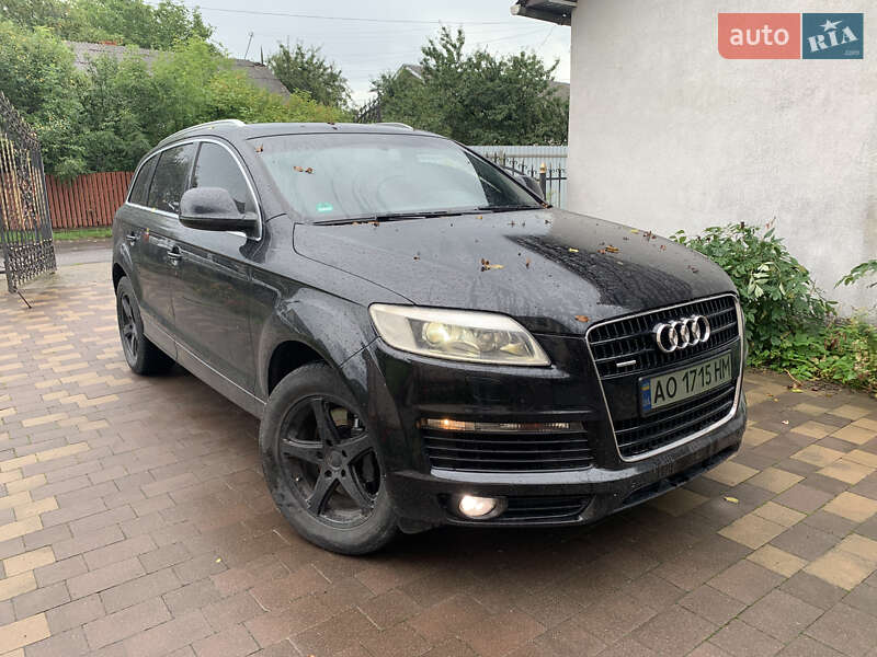 Внедорожник / Кроссовер Audi Q7 2006 в Надворной