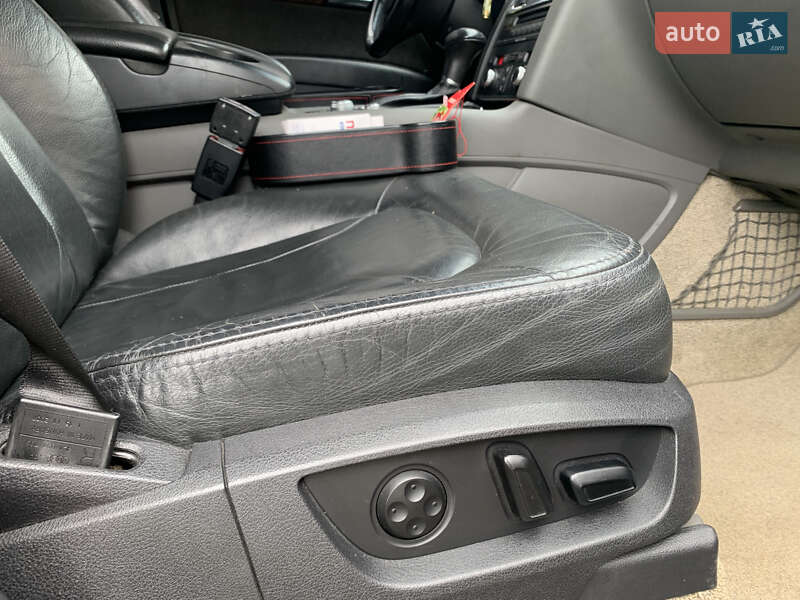 Внедорожник / Кроссовер Audi Q7 2006 в Надворной