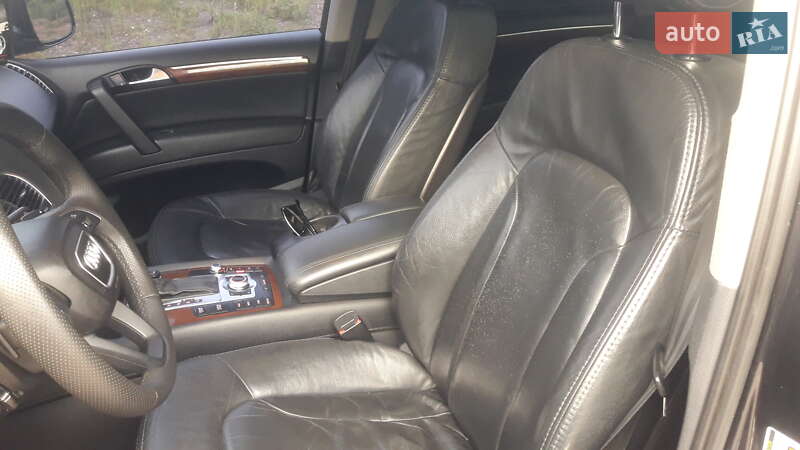 Внедорожник / Кроссовер Audi Q7 2006 в Глухове