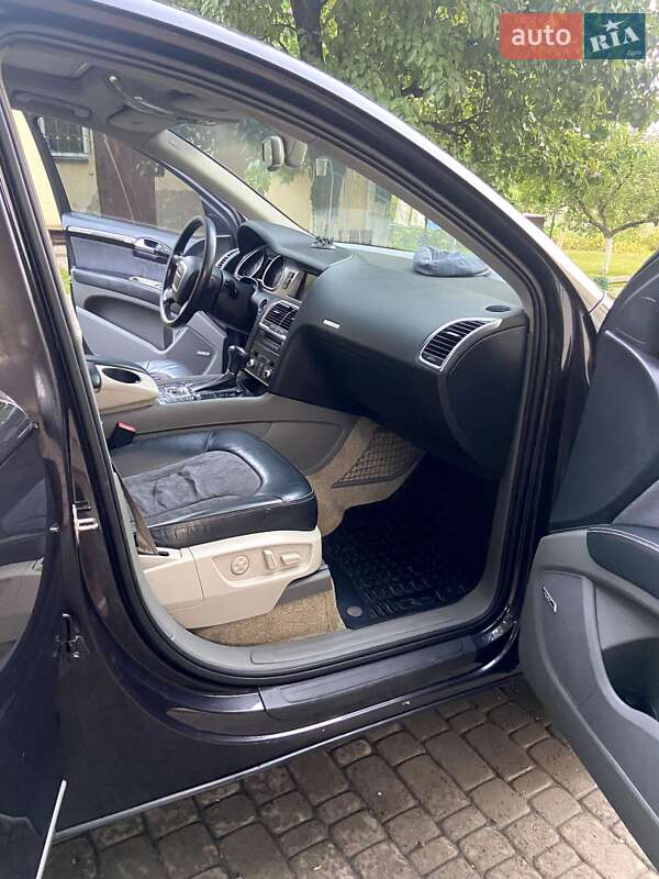 Позашляховик / Кросовер Audi Q7 2007 в Житомирі фото 16 Позашляховик / Кросовер Audi Q7 2007 в Житомирі
