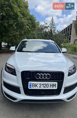 Внедорожник / Кроссовер Audi Q7 2013 в Полтаве