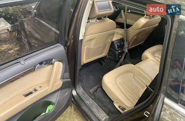 Внедорожник / Кроссовер Audi Q7 2011 в 